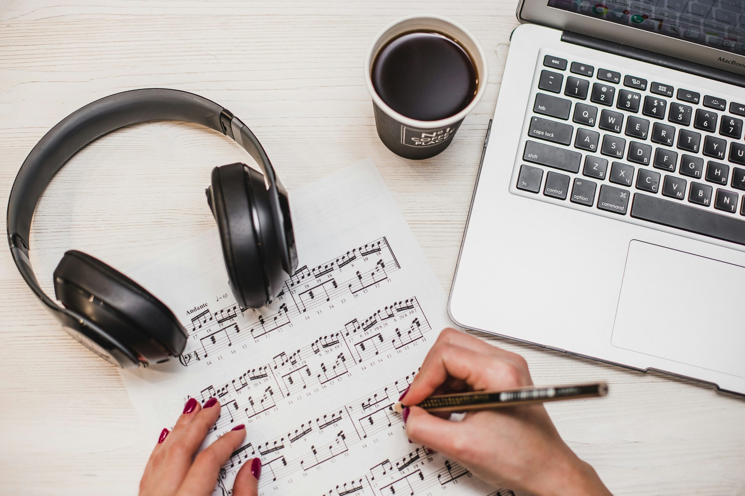 How Collaboration Can Transform Your Music Composition Process